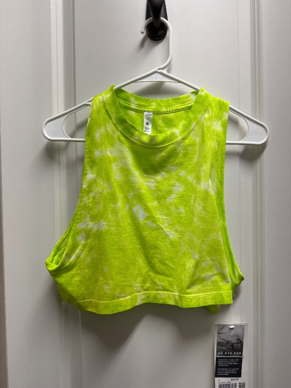 Lululemon crop tank